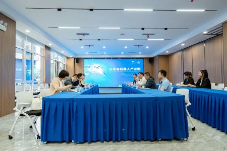 青西區(qū)民發(fā)局局長(zhǎng)來園區(qū)調(diào)研