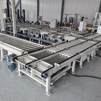 托盤輸送線 L 型布局：電動轉盤 vs 移載機區(qū)別與選型指南