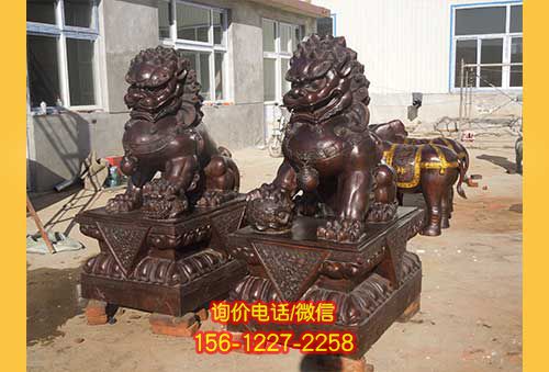 獅子雕塑:不銹鋼浮雕裝點公園 獅子雕塑:不銹鋼浮雕裝點公園